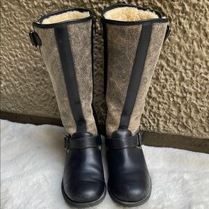 UGG Chancery boots stout